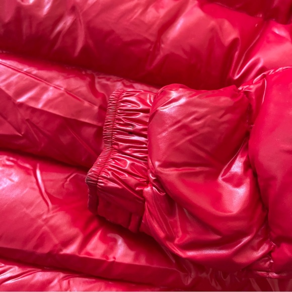 Moncler Red Puffer Kids - Picture 14 of 15